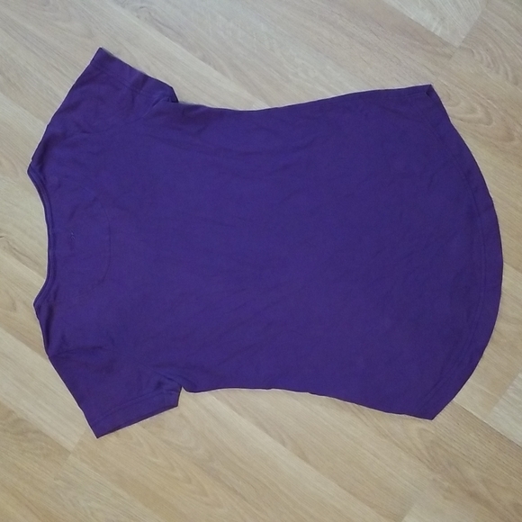 Nike Dri-Fit purple short sleeve basic workout shirt medium - Picture 5 of 10